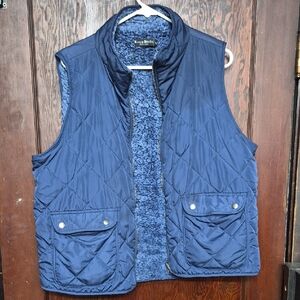 Navy Quilted Vest with Pockets